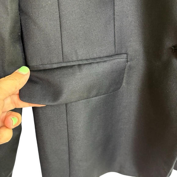 J Crew Super 120’s Navy 100% Wool Two Button Front Blazer Size 6T - Picture 4 of 9